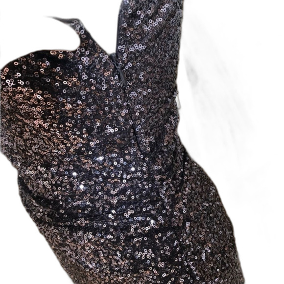 Lauren Ralph Lauren One Shoulder Sequin Evening Size 8. - Picture 5 of 9